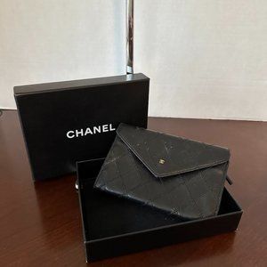 Chanel Bicolore Quilted Caviar Skin Leather Bifold Wallet  (177673)